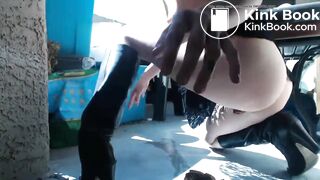 sexy girl pooping in floor - video 6