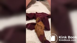 Hot shitting - video 16