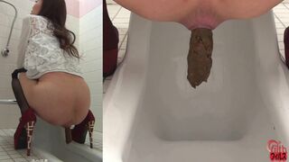 Sexy Japanese Girl Drops Hard Turds 8