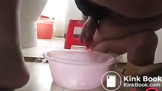 Chinese Girl Bowl Shit 2