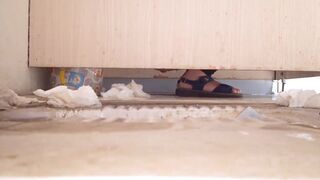 Chinese Girl had huge and worse diarrhea ever