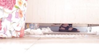 Chinese Girl had huge and worse diarrhea ever