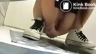 China's girl poop.MT_028