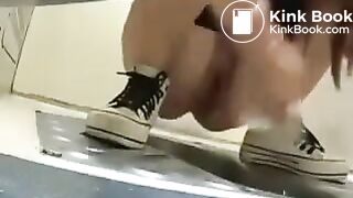 China's girl poop.MT_028