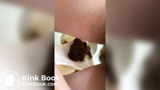 Girl panty poop - video 18