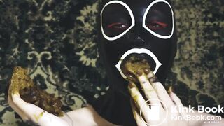 Dirty Betty doing what she does best