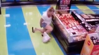 Supermarket Shitstorm