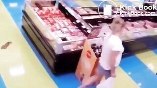 Supermarket Shitstorm