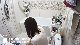 Woman pooping in Toilet 294