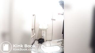 japanese toilet voyeur - video 16