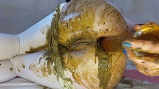 Diarrhea in white leggings - video 2