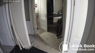 Woman pooping in Toilet 287
