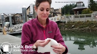 Using a slut to clean the bird poop