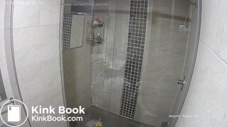 Woman pooping in Toilet 289