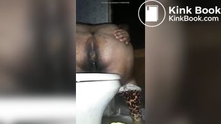 BBW milf trying to shit in peace