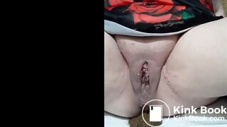 beat pussy BBW POV frontal shit