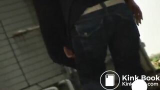 Japanese answer the call of nature in public [DNO*10]