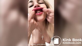 Beautiful blonde doing some scat play