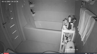 Woman pooping in Toilet 275