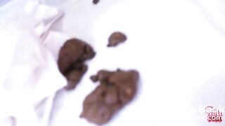 pooping - video 467