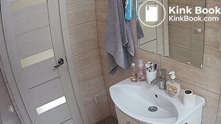 girl poop - video 209