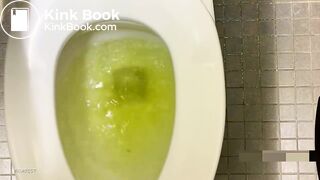 public toilet - video 83