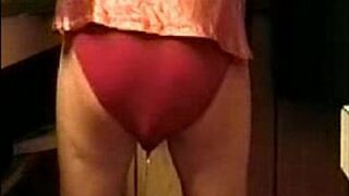 panty poop - video 224