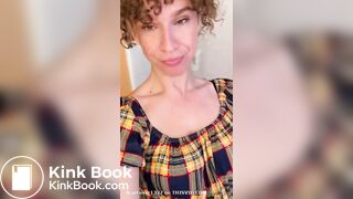 Pregnant Scat in a bathtub