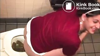Cutie Pooping