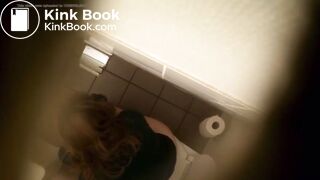 Pooping toilet public