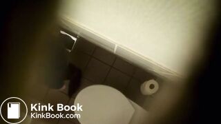 Pooping toilet public