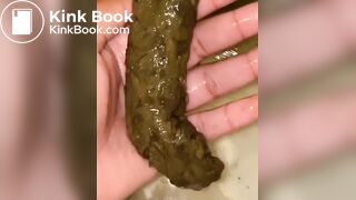 l***p*** grabs scat log straight from toilet bowl