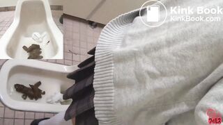 cute japanese school girl pooping