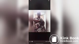 Ebony girl nasty poo