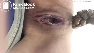 Big poop with wide open pussy (1)