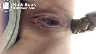 Big poop with wide open pussy (1)