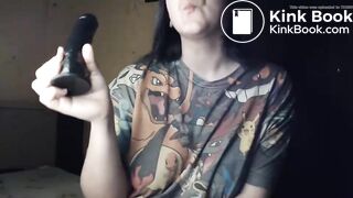 Swallows big brown load without a problem