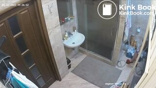 Woman pooping in Toilet 225