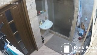 Woman pooping in Toilet 225