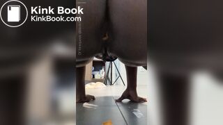 My ebony wife shits and i squeeze that lovely turd