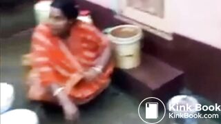 Pissed off Desi Bhabi Shitting