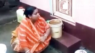 Pissed off Desi Bhabi Shitting