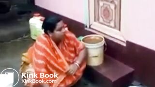 Pissed off Desi Bhabi Shitting