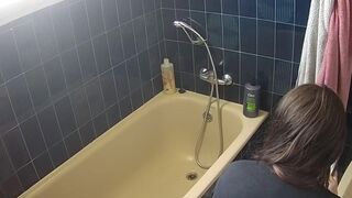 girl poop toilet - video 10