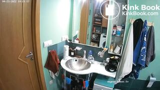 Woman pooping in Toilet 231