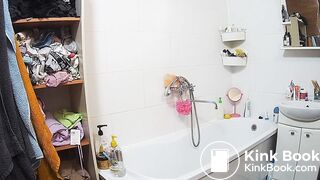 girl poop - video 165
