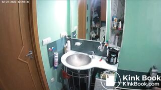 Woman pooping in Toilet 226