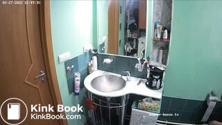 Woman pooping in Toilet 226