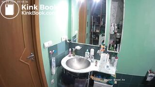 Woman pooping in Toilet 227