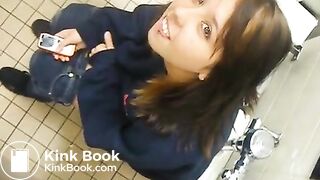 Girl caught on toilet - video 7